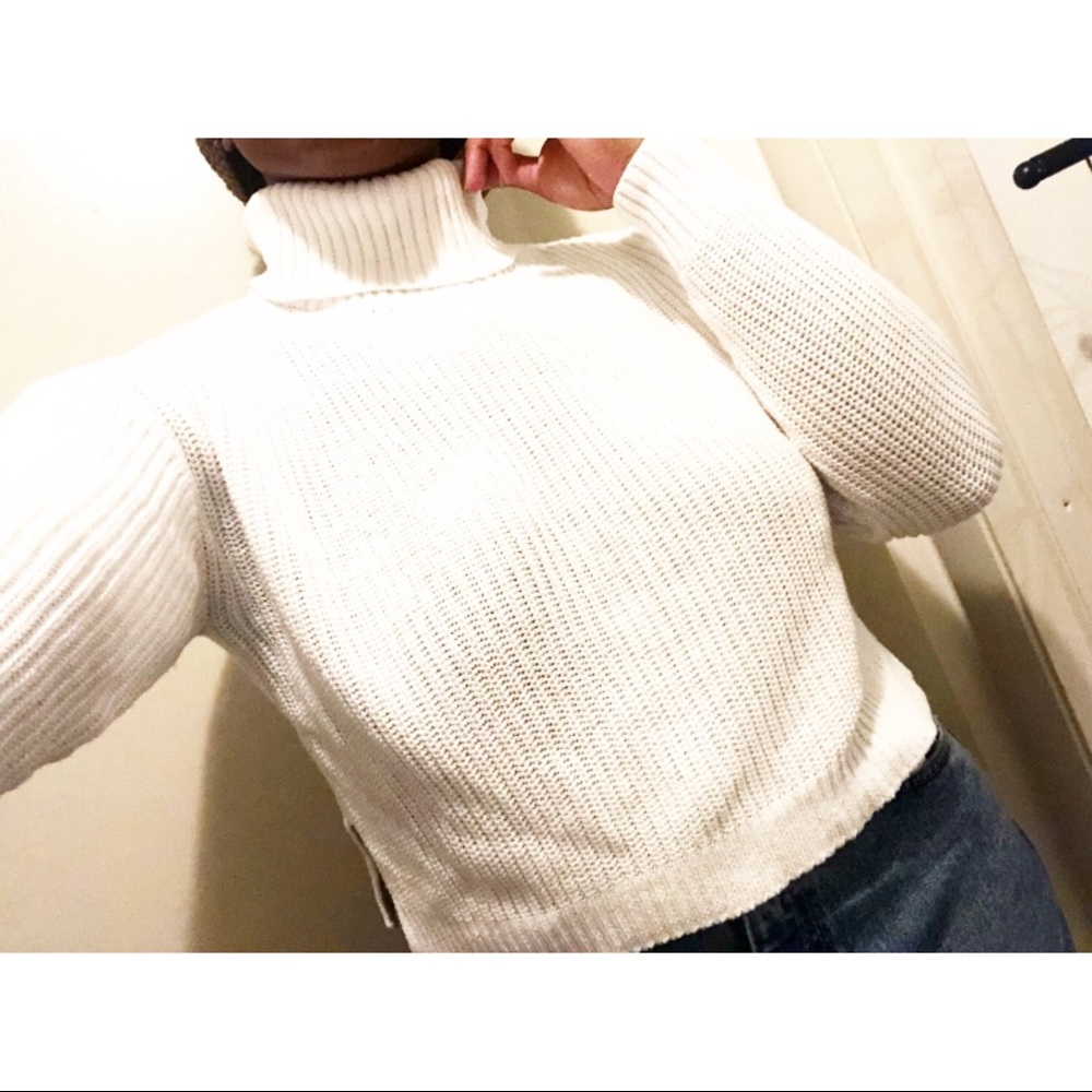 White Cropped Sweater (also available in blue)